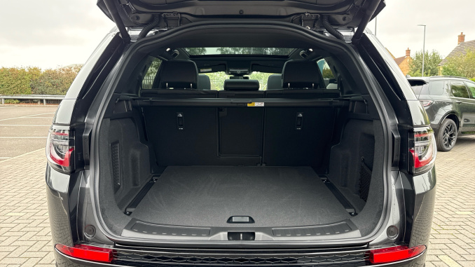 Land Rover Discovery Sport 1.5 P270e Landmark 5dr Auto [5 Seat] Station Wagon - Image 10
